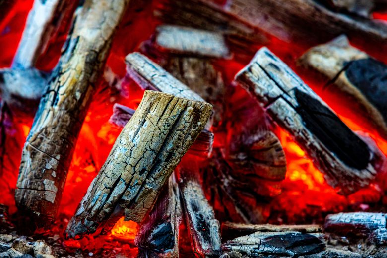 The Best Briquettes For Smoking and How to Buy the Right Kind of Briquettes